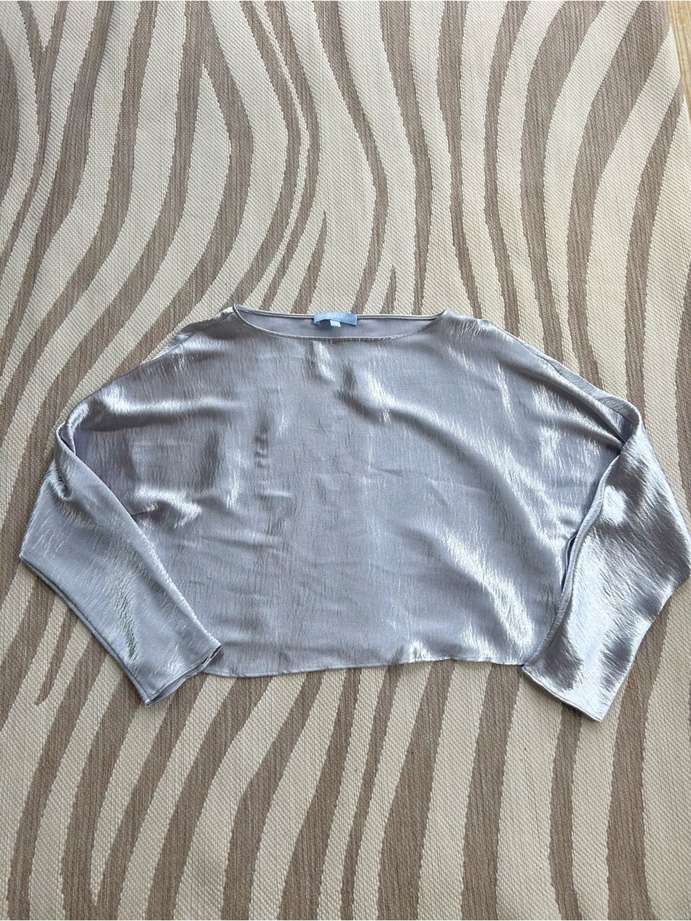 Antonio Melani Satin-Look Silver Dolman Sleeve Women's Top Medium